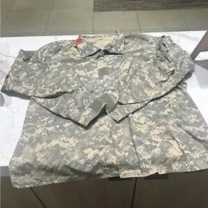 Digital Camouflage Military Jacket Men’s L